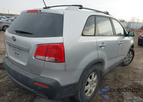 2013 Kia Sorento Lx z USA, uszkodzony, nr VIN 5XYKT3A61DG419401